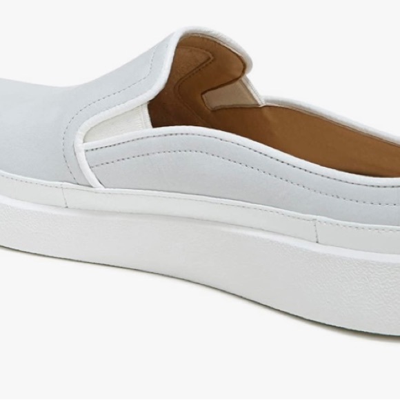 Vionic White Effortless Nubuck Slip-On Sneaker size 9 New in box - Picture 5 of 6